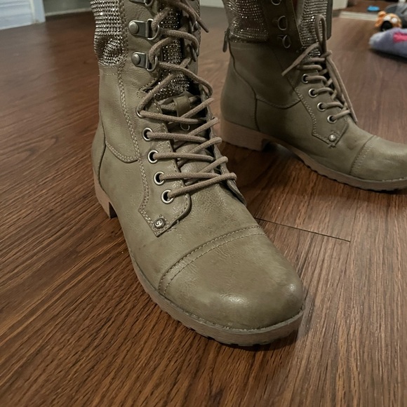 Combat boots - Picture 3 of 4
